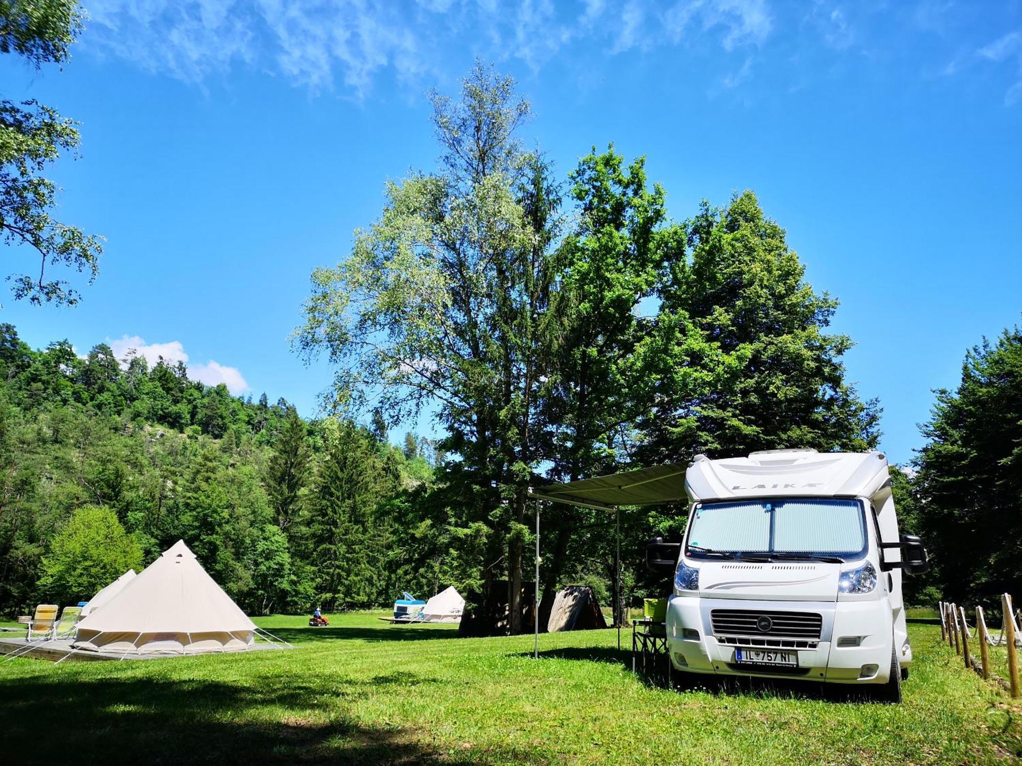 Eco River Camp - Pitches Радовлиця Екстер'єр фото