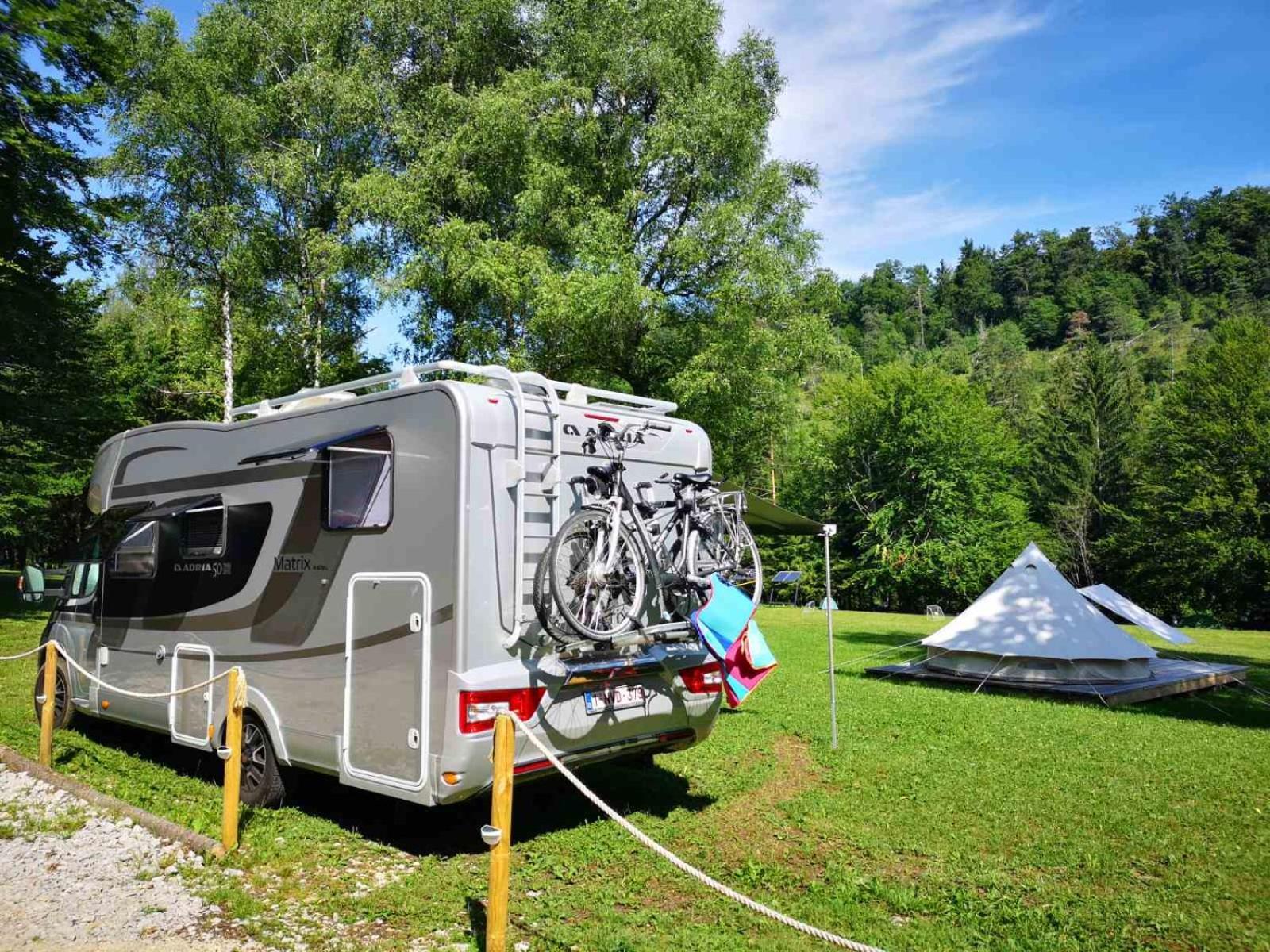 Eco River Camp - Pitches Радовлиця Екстер'єр фото